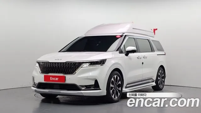 Kia Canival 2022 — photo 1