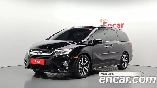 Honda Odyssey 2019 — photo 1