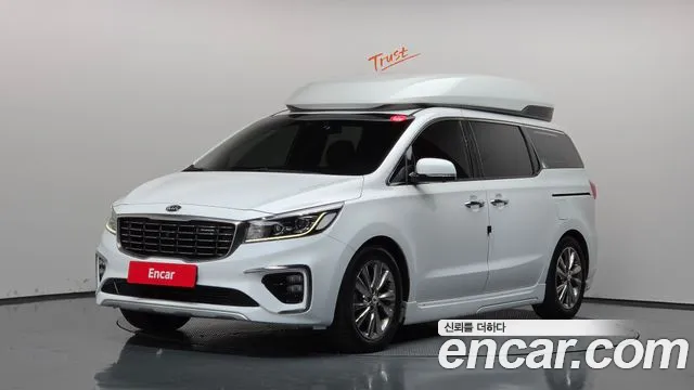 Kia Canival 2019 — photo 1