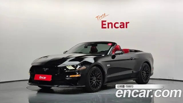 Ford Mustang 2022 — photo 1