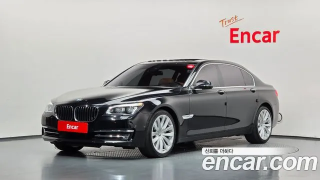 BMW 7-Series 2015 — photo 1