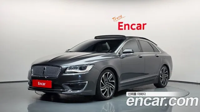Lincoln MKZ 2020 — photo 1