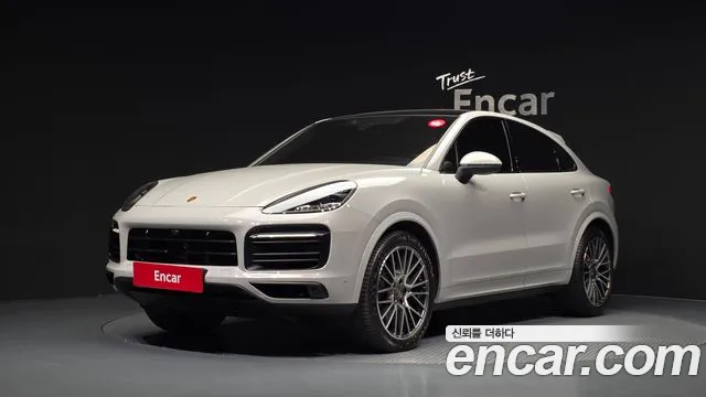 Porsche Cayenne 2023 — photo 1