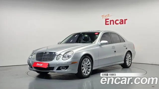 Mercedes-Benz E-Class 2009 — photo 1