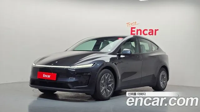 Tesla Model Y 2026 — photo 1