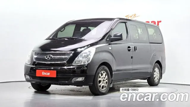 Hyundai Starex 2012 — photo 1