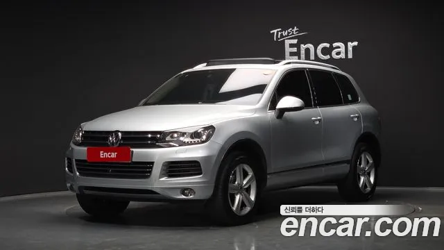 Volkswagen Touareg 2014 — photo 1