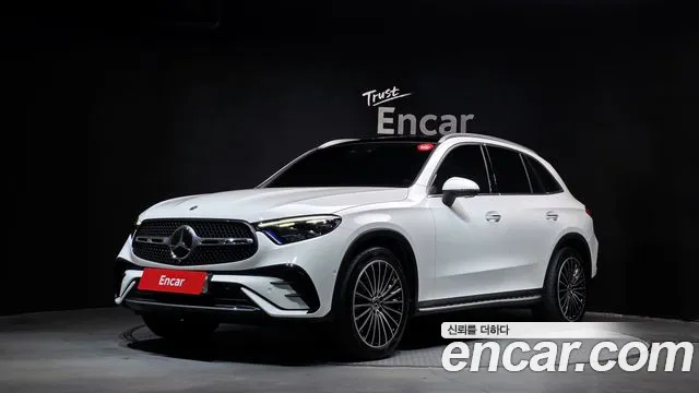 Mercedes-Benz GLC-Class 2023 — photo 1