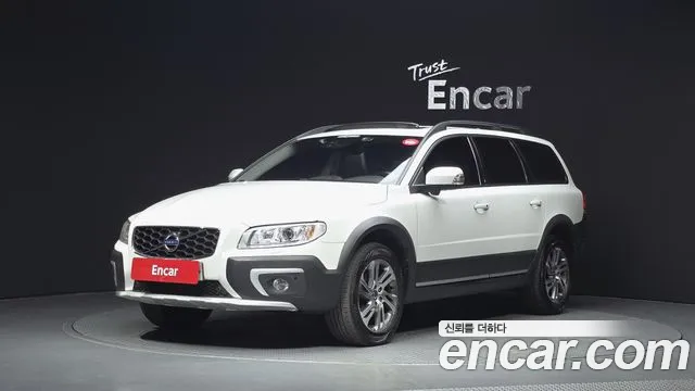 Volvo XC70 2015 — photo 1
