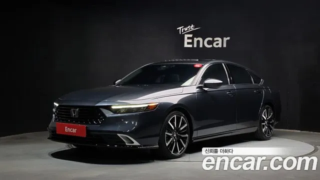 Honda Accord 2023 — photo 1