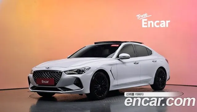 Genesis G70 2018 — photo 1