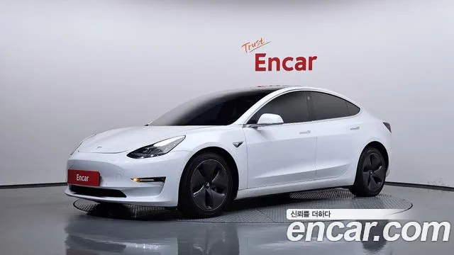 Tesla Model 3 2020 — photo 1