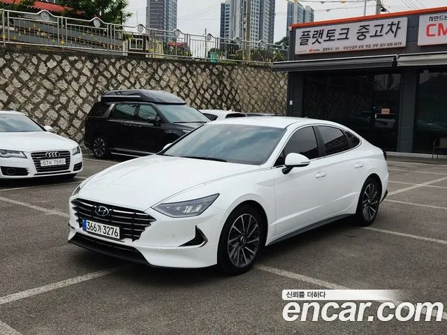 Hyundai Sonata 2020 — photo 1