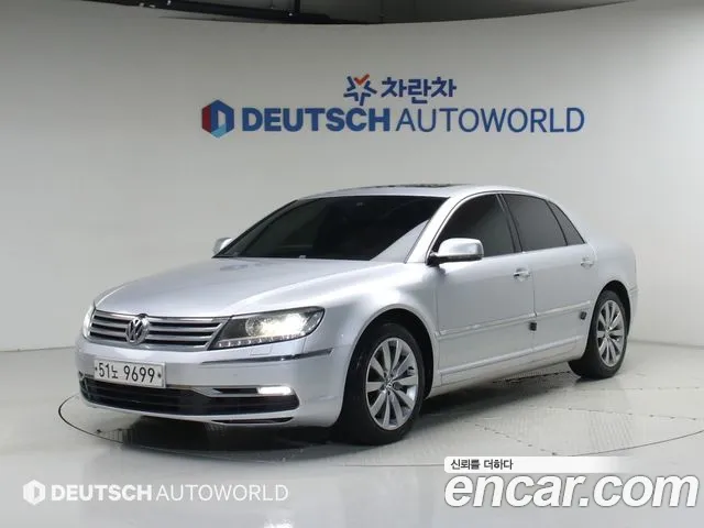 Volkswagen Phaeton 2013 — photo 1