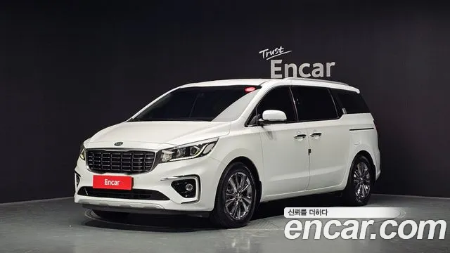 Kia Canival 2019 — photo 1