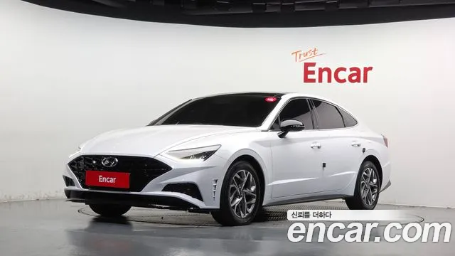 Hyundai Sonata 2022 — photo 1