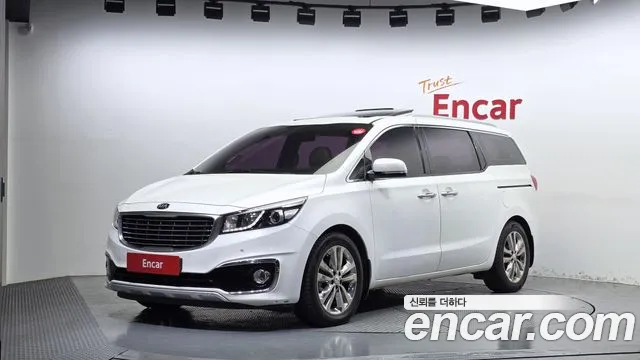 Kia Canival 2016 — photo 1