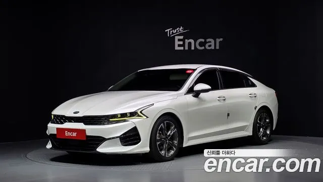 Kia K5 2020 — photo 1