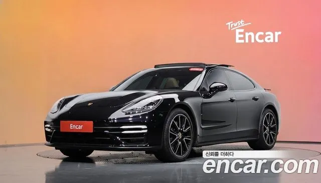 Porsche Panamera 2021 — photo 1