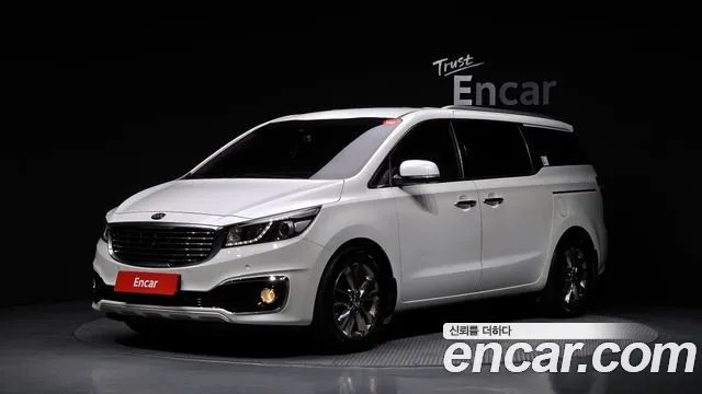 Kia Canival 2017 — photo 1