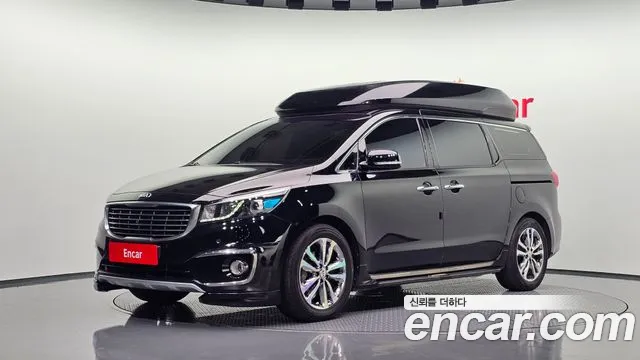Kia Canival 2018 — photo 1