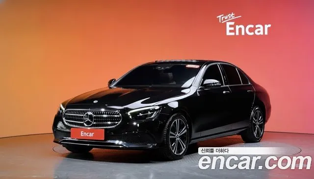 Mercedes-Benz E-Class 2021 — photo 1
