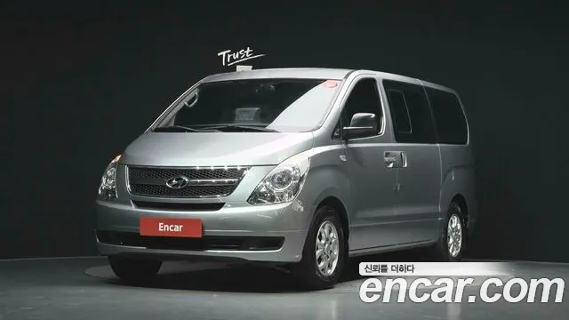 Hyundai Starex 2013 — photo 1