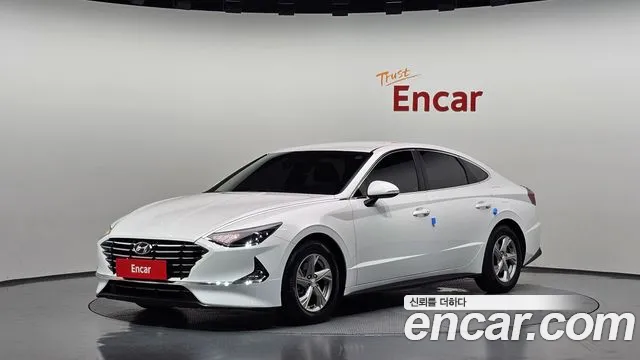 Hyundai Sonata 2022 — photo 1