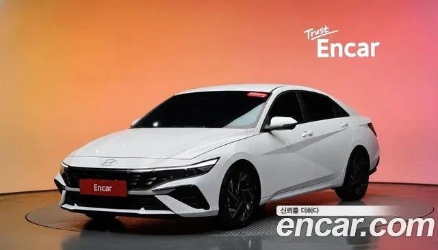 Hyundai AVANTE 2026 — photo 1
