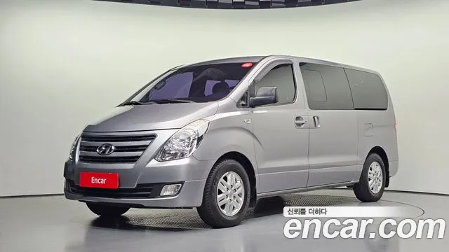 Hyundai Starex 2018 — photo 1