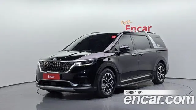 Kia Canival 2021 — photo 1