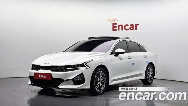 Kia K5 2023 — photo 1