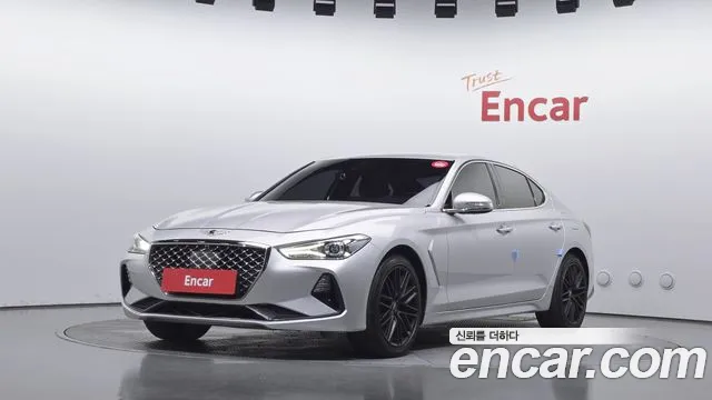 Genesis G70 2019 — photo 1