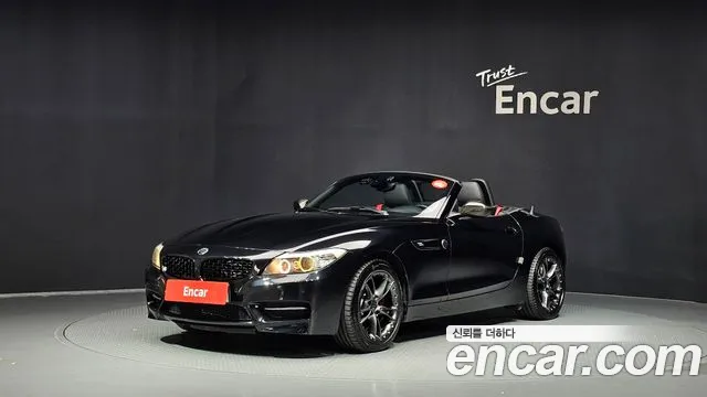BMW Z4 2010 — photo 1