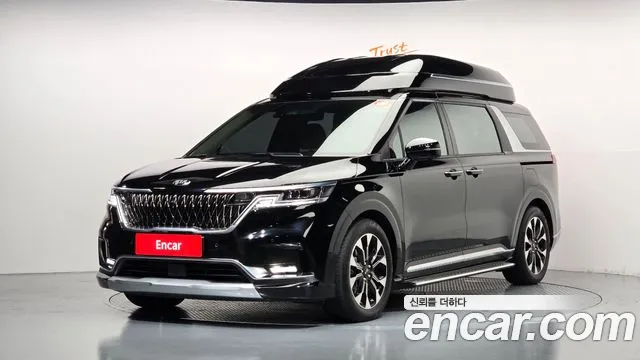 Kia Canival 2021 — photo 1