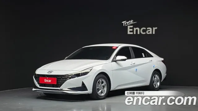 Hyundai AVANTE 2023 — photo 1