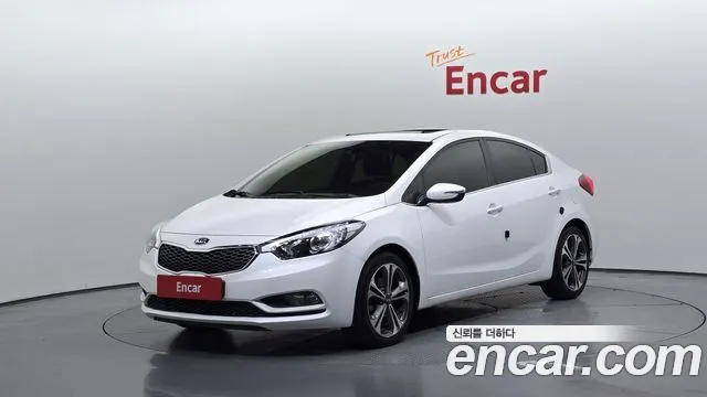 Kia K3 2015 — photo 1