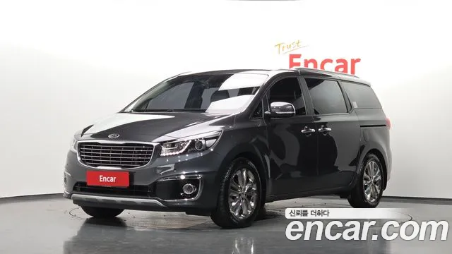 Kia Canival 2016 — photo 1