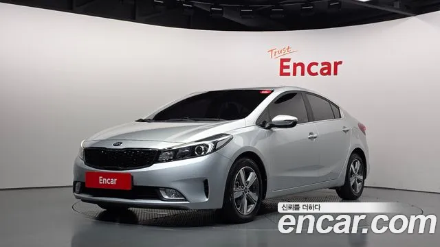 Kia K3 2016 — photo 1
