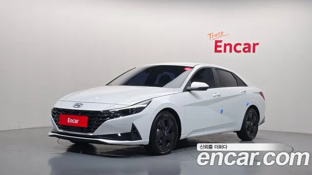 Hyundai AVANTE 2023 — photo 1