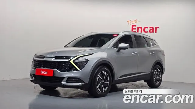 Kia Sportage 2023 — photo 1