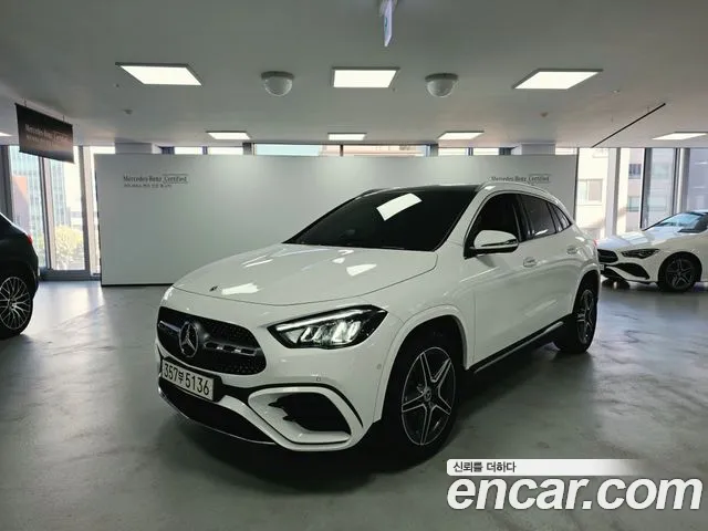 Mercedes-Benz GLA-Class 2026 — photo 1
