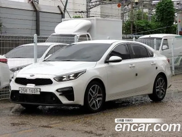 Kia K3 2019 — photo 1