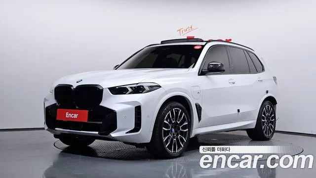 BMW X5 2025 — photo 1