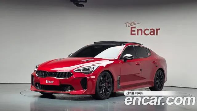 Kia Stinger 2022 — photo 1