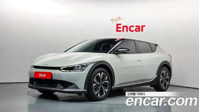 Kia EV6 2023 — photo 1