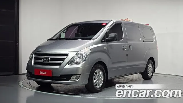 Hyundai Starex 2016 — photo 1