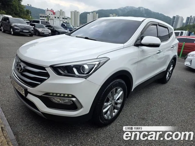 Hyundai Santafe 2016 — photo 1