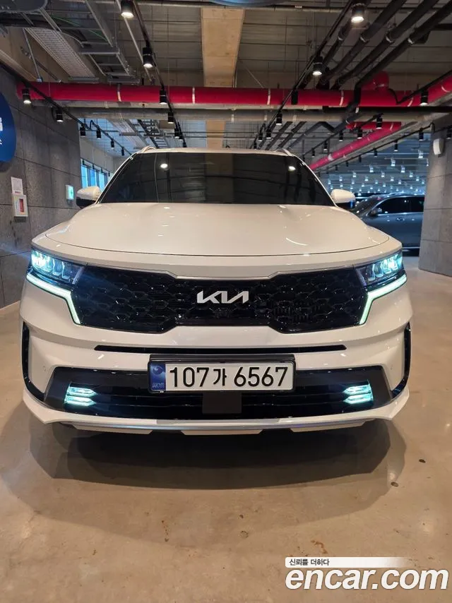 Kia Sorento 2023 — photo 1