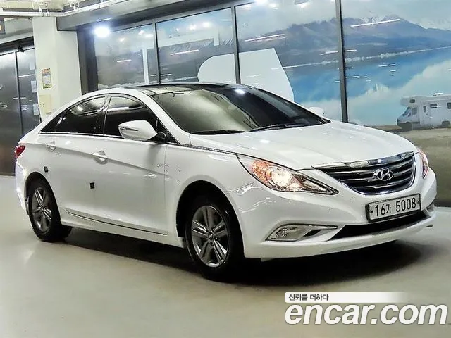 Hyundai Sonata 2013 — photo 1